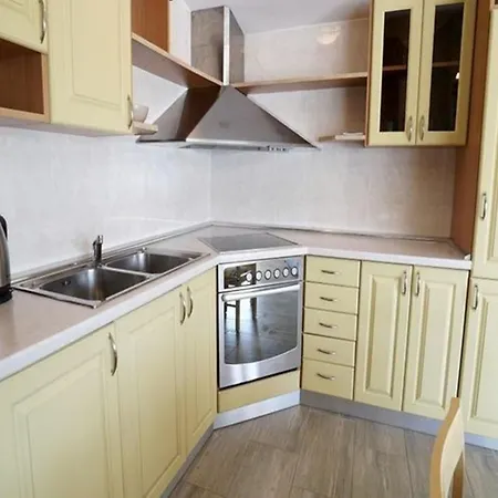 Ferienhaus Poolincluded - Villa Vir